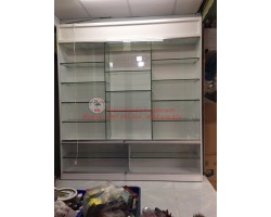 Thanh lý tủ kinh trưng bày tầng kính mã số 111